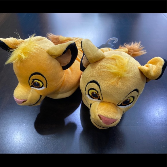 SOLD Simba The Lion King Slipper Soft - Picture 2 of 14
